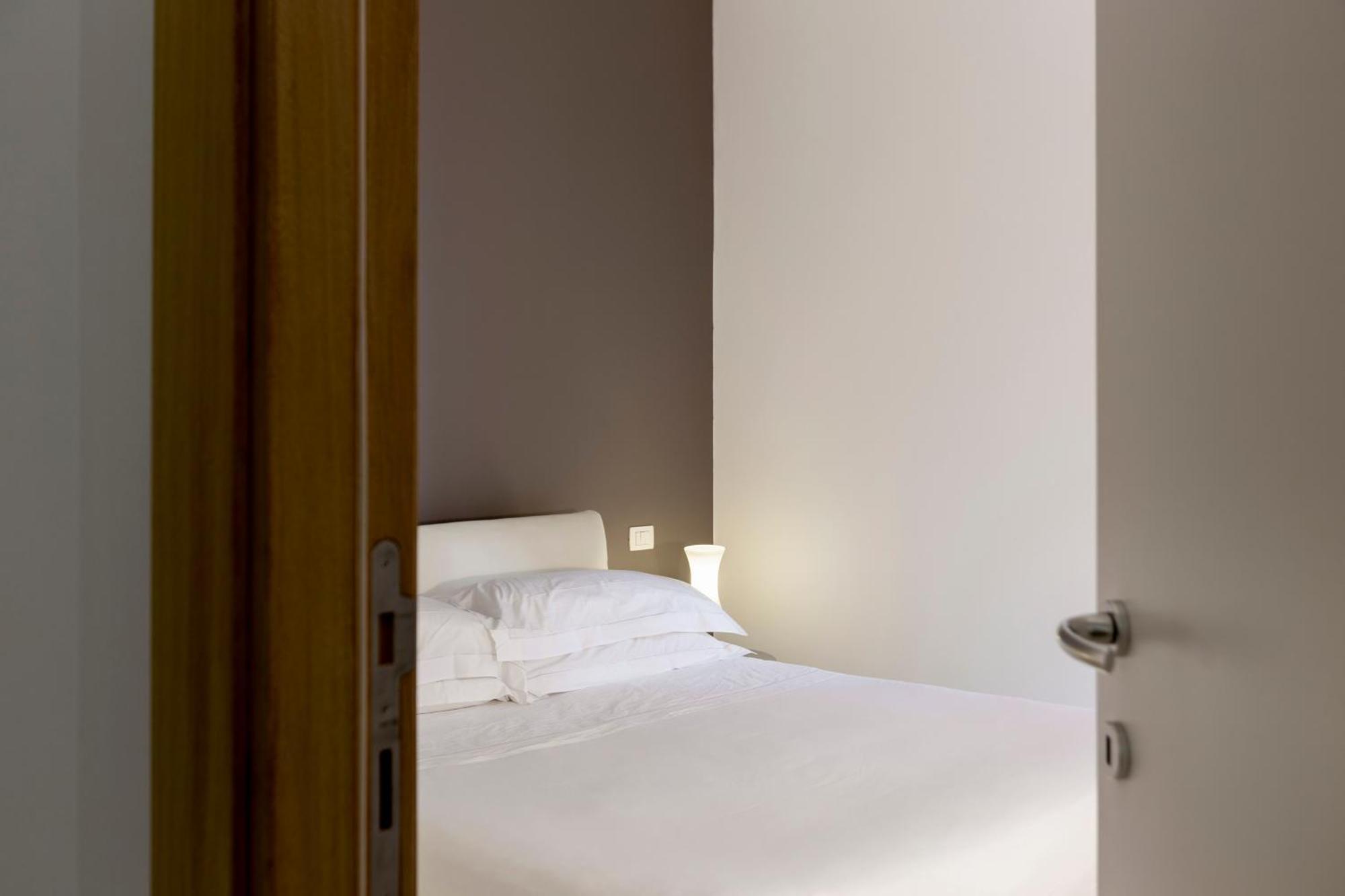 Comfort Suites Garibaldi Μιλάνο Δωμάτιο φωτογραφία