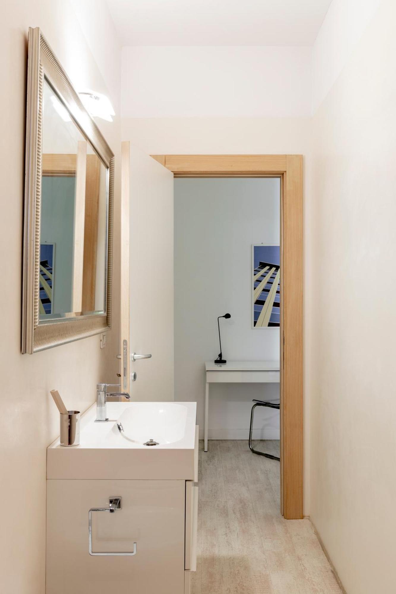 Comfort Suites Garibaldi Μιλάνο Δωμάτιο φωτογραφία